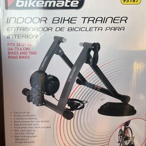 Indoor bike trainer